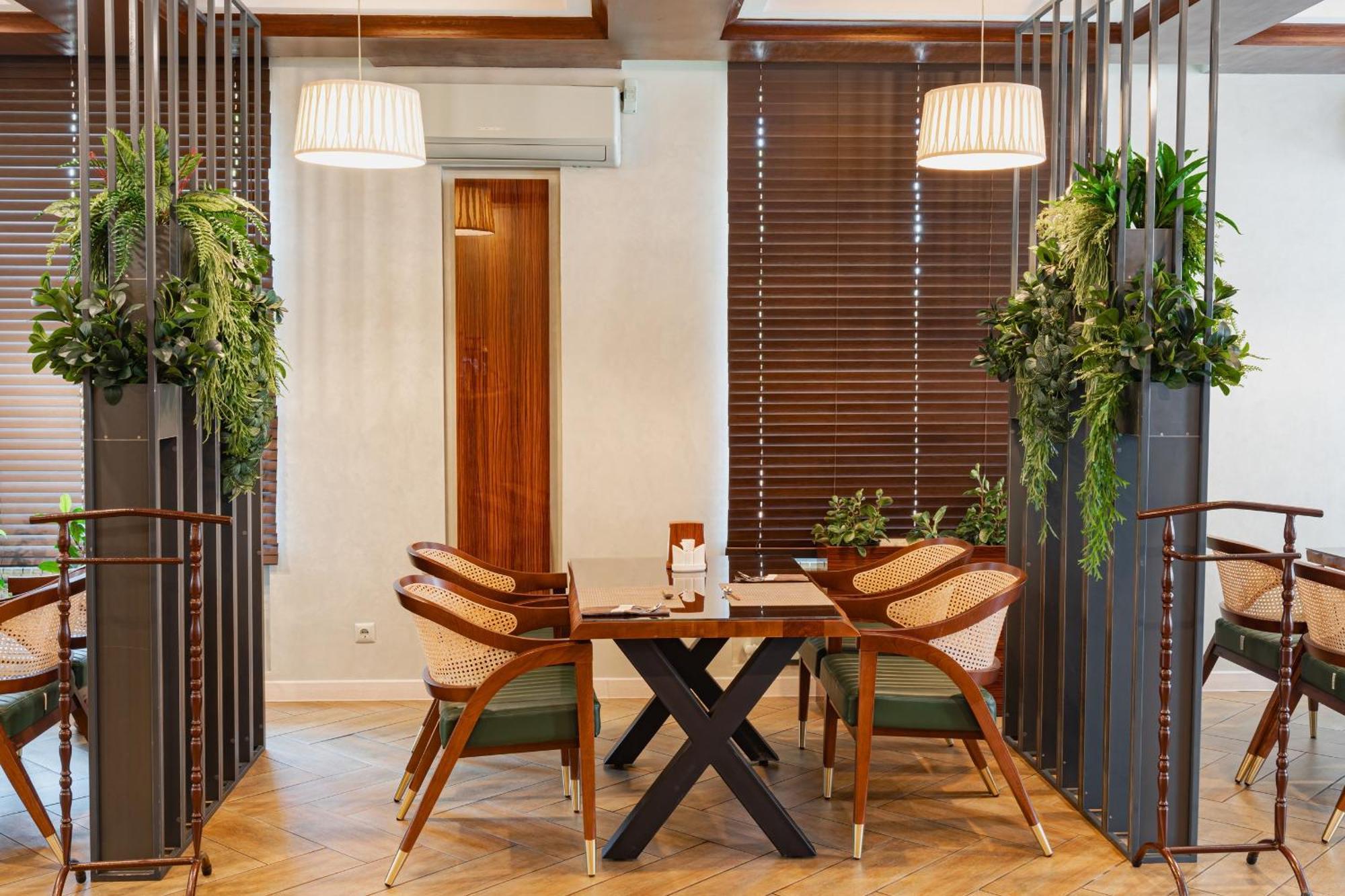 Altair Hotel Shymkent Exterior photo